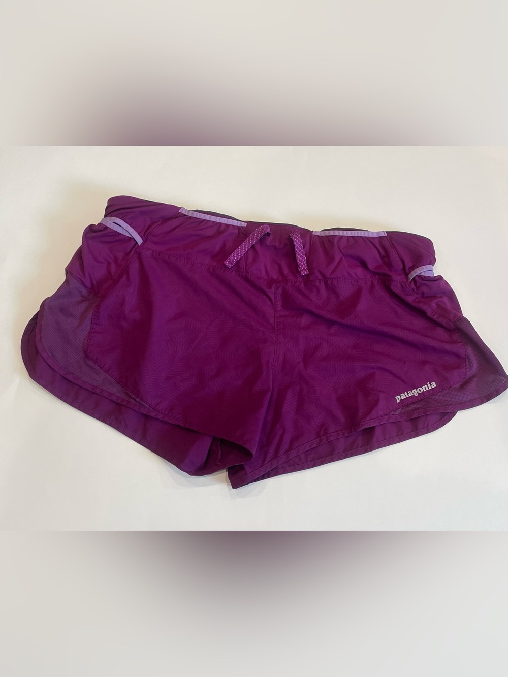 Patagonia Purple Hiking Running Workout Athletic Shorts w/Pockets and Drawstring